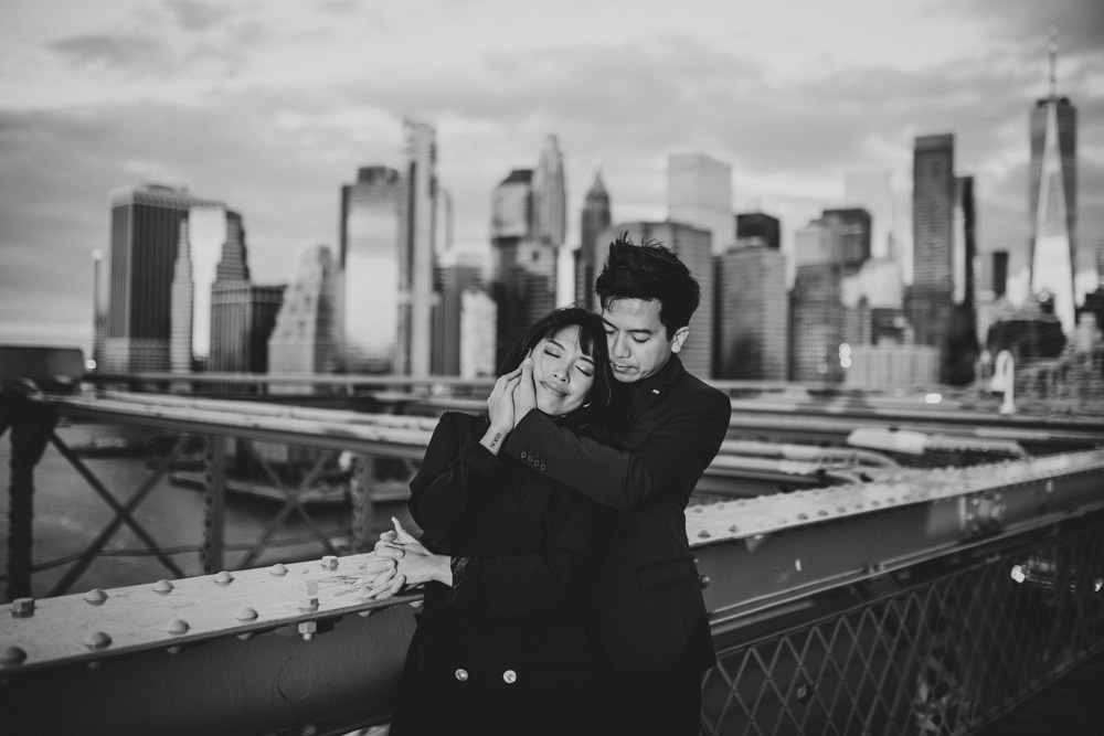 An epic New York City Elopement Photoshoot starting on the Brooklyn Bridge.