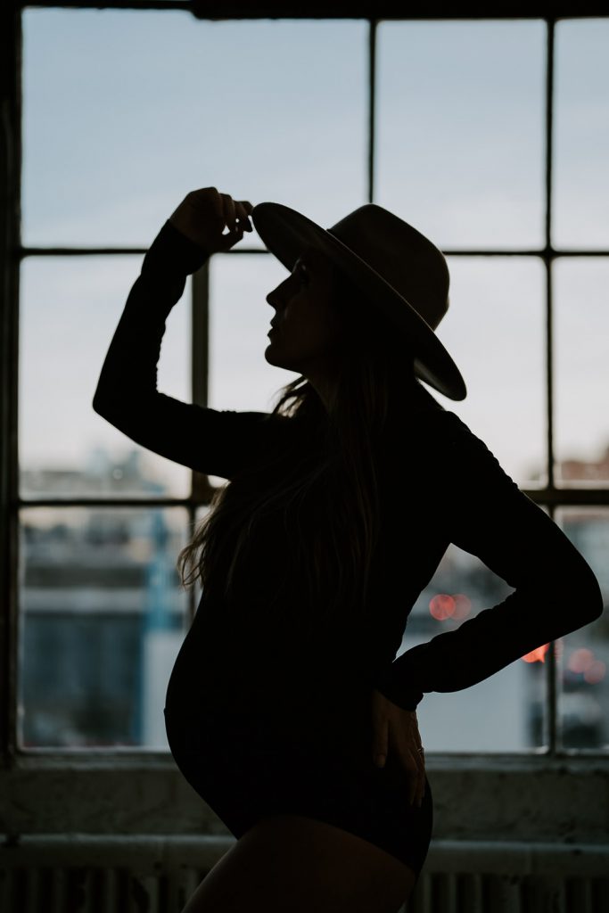 Intimate maternity photoshoot in brooklyn studio