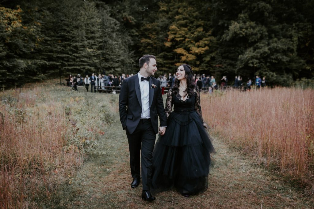 Fall wedding at foxfire mountain house - by Lucie B. Photo brooklyn wedding photographer