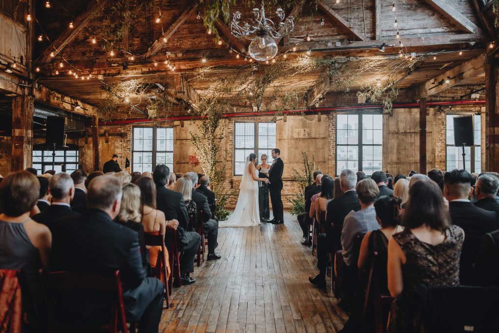 Wedding at greenpoint loft - by Lucie B. Photo brooklyn wedding photographer