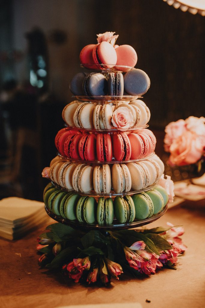 Macaron tower at milk and roses wedding - by Lucie B. Photo brooklyn wedding photographer