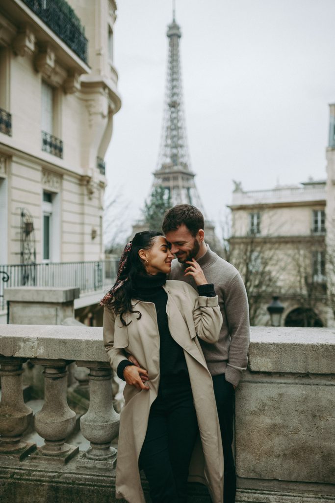 Couple session in paris by eiffel tower