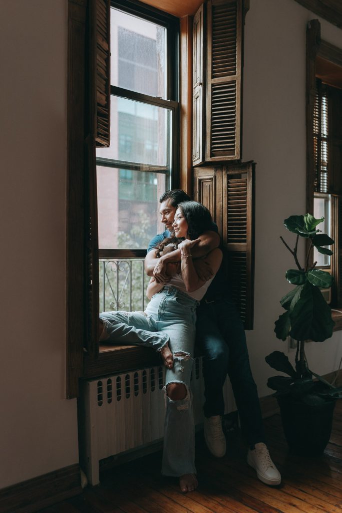 Engagement photoshoot at home in nyc